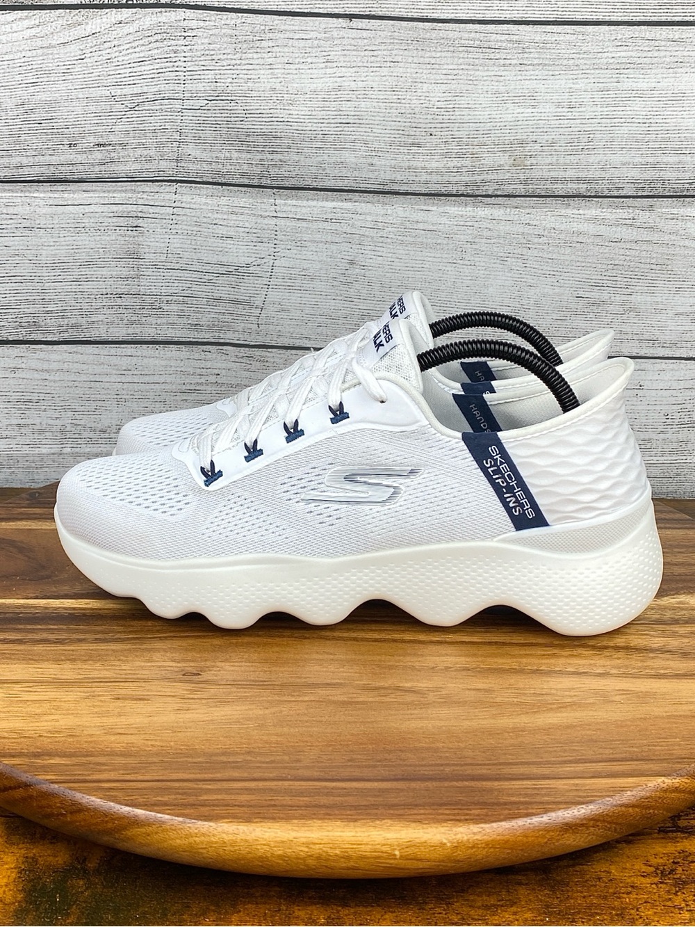 Skechers Slip Ins Go Walk Massage Fit White Navy Comfort Shoes Men’s Size 8.5